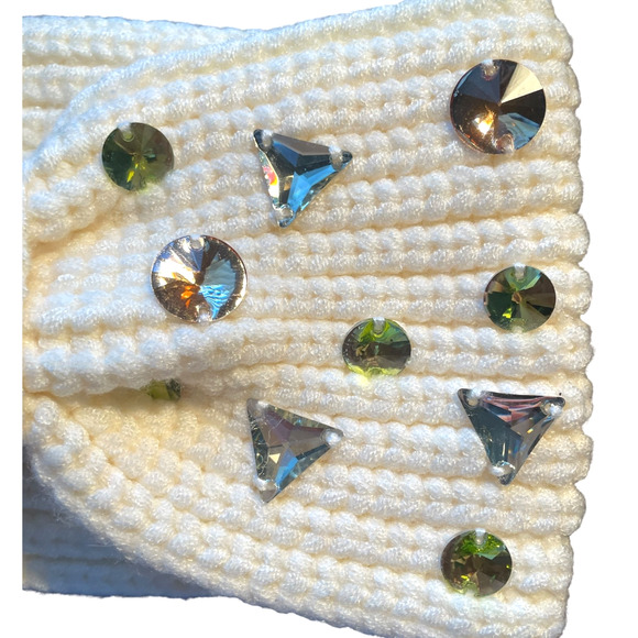 ANTHROPOLOGIE Cream Knit Crystal Embellished Autumn Weather 4" Head Warmer NEW - Picture 5 of 6